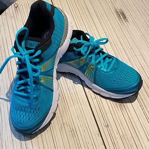 NEW 361 QDP Shield running shoes - New w/o box